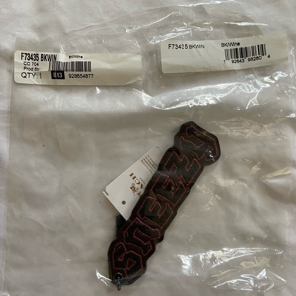 Coach Disney Seven Dwarfs Sneezy Keychain - Picture 11 of 11